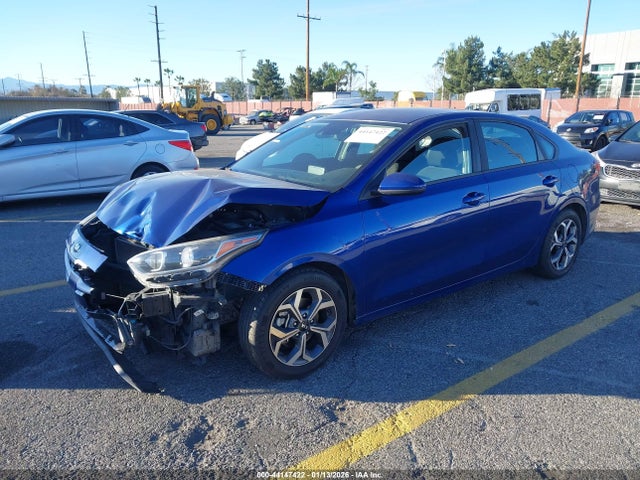 3KPF24AD1KE068105 KIA Forte Lxs