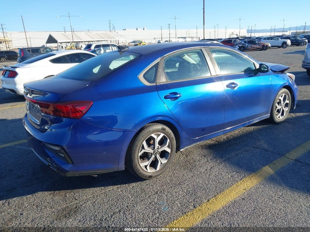 3KPF24AD1KE068105 KIA Forte Lxs