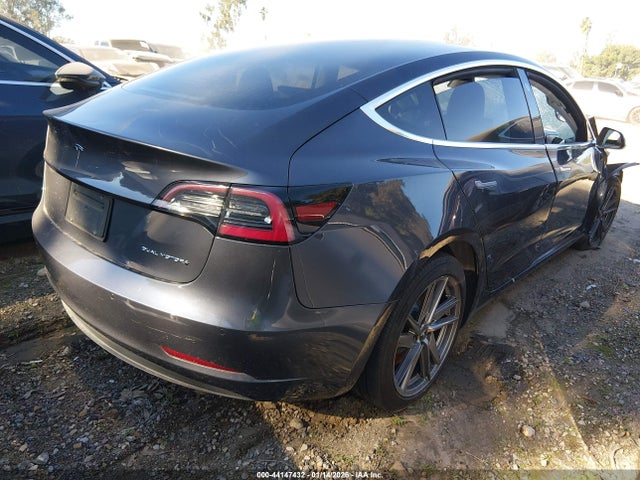 2019 TESLA MODEL 3 5YJ3E1EB6KF195279 Photo 3