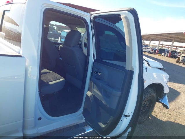 Продажа на аукционе авто 2018 Ram 1500 Big Horn  4x4 6'4 Box, vin: 1C6RR7GTXJS198458, номер лота: 44147460