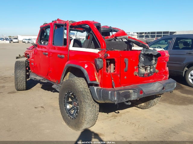 1C4HJXEN5LW230101 Jeep Wrangler Unlimited Sahara 4x4