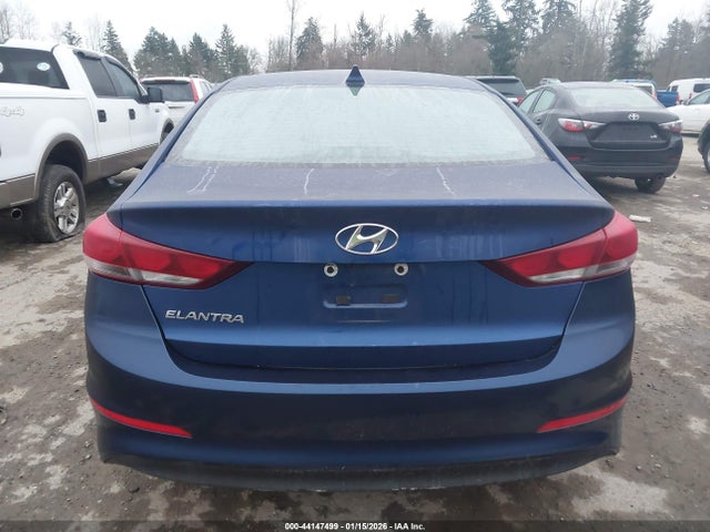 5NPD84LF0JH223676 Hyundai ELANTRA SEL