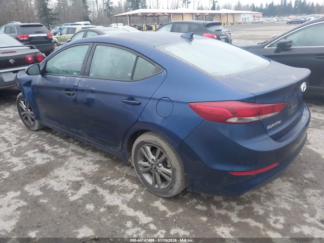 5NPD84LF0JH223676 Hyundai ELANTRA SEL