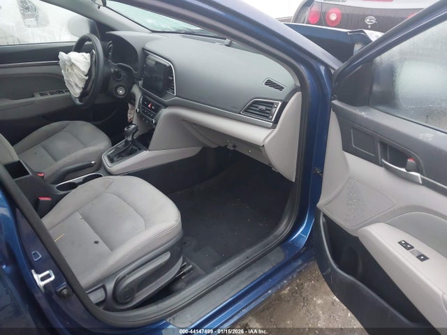 5NPD84LF0JH223676 Hyundai ELANTRA SEL