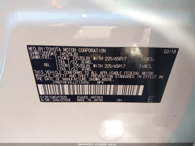 JTMZFREV4JJ173496 Toyota RAV4 LE