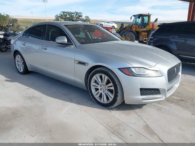 2017 JAGUAR XF SAJBD4BV7HCY48966