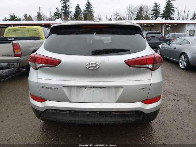 KM8J3CA40JU685234 Hyundai TUCSON SEL