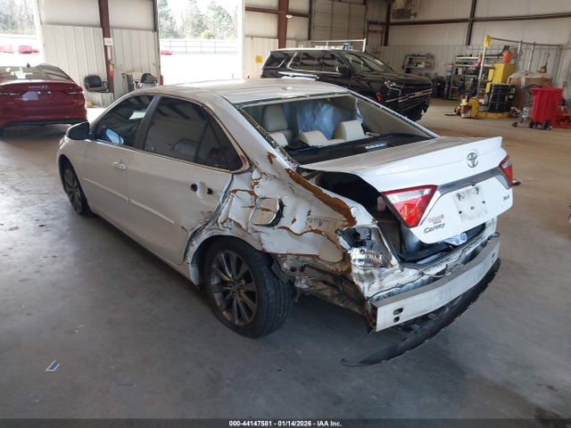Toyota CAMRY XLE 2015 4T1BF1FKXFU931950 Image 3