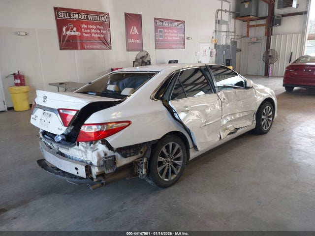 Toyota CAMRY XLE 2015 4T1BF1FKXFU931950 Image 4