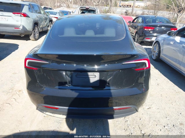 Продаж на аукціоні авто 2025 Tesla Model 3, vin: 5YJ3E1EA4SF943082, номер лоту: 44147591