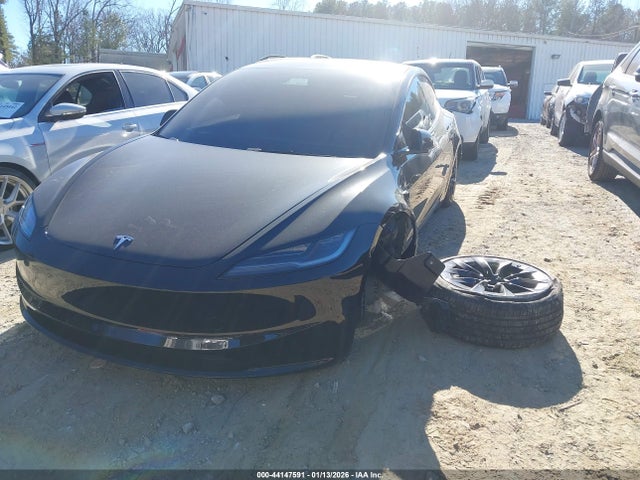 Продаж на аукціоні авто 2025 Tesla Model 3, vin: 5YJ3E1EA4SF943082, номер лоту: 44147591