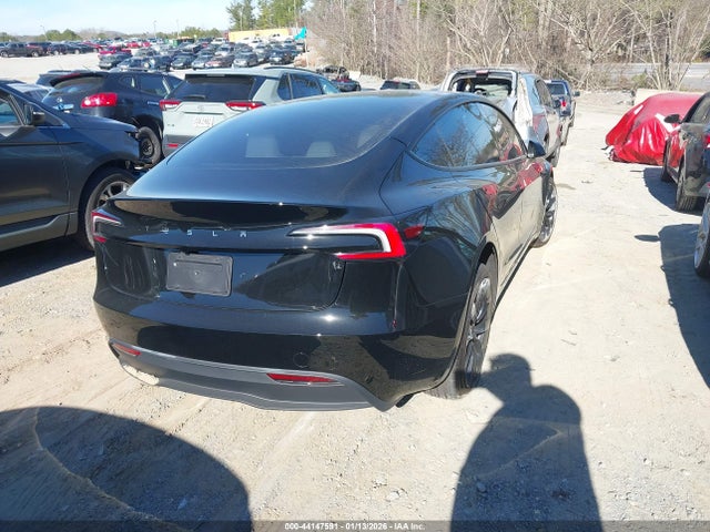 Продаж на аукціоні авто 2025 Tesla Model 3, vin: 5YJ3E1EA4SF943082, номер лоту: 44147591