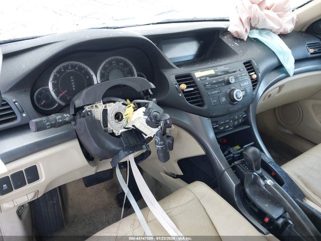 44147599 :رقم المزاد ، JH4CU2F66BC008029 vin ، 2011 Acura Tsx 2.4 مزاد بيع