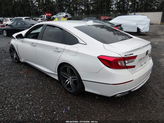 44147654 :رقم المزاد ، 1HGCV2F98NA012626 vin ، 2022 Honda Accord Touring مزاد بيع