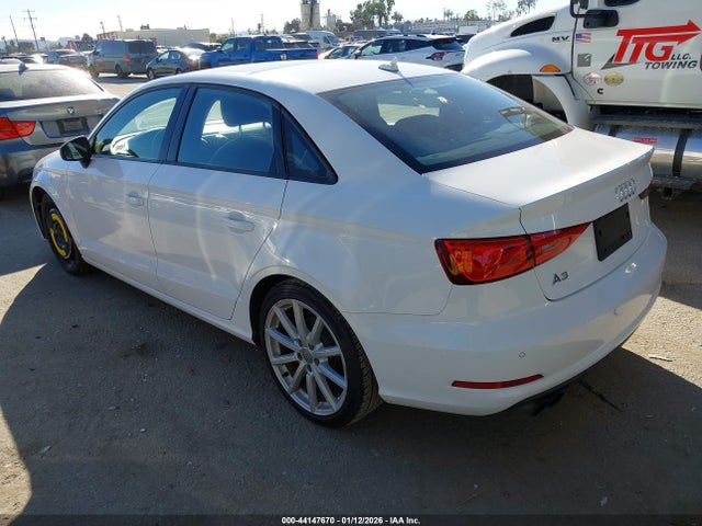 2016 AUDI A3 WAUA7GFF7G1043417 Photo 2