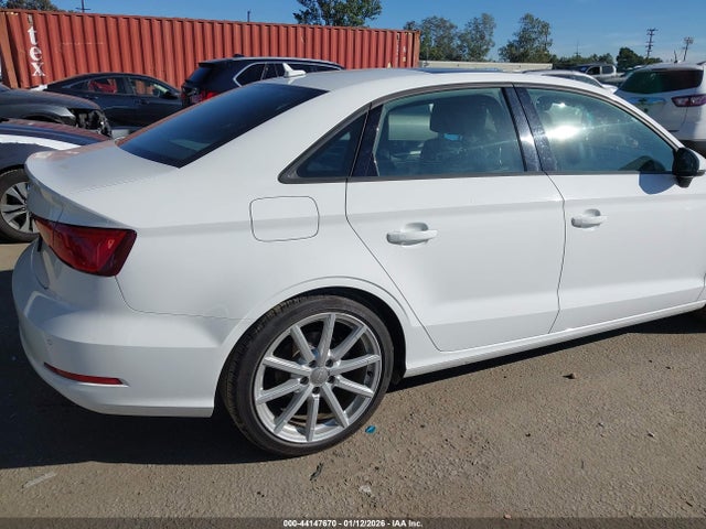 2016 AUDI A3 WAUA7GFF7G1043417 Photo 5