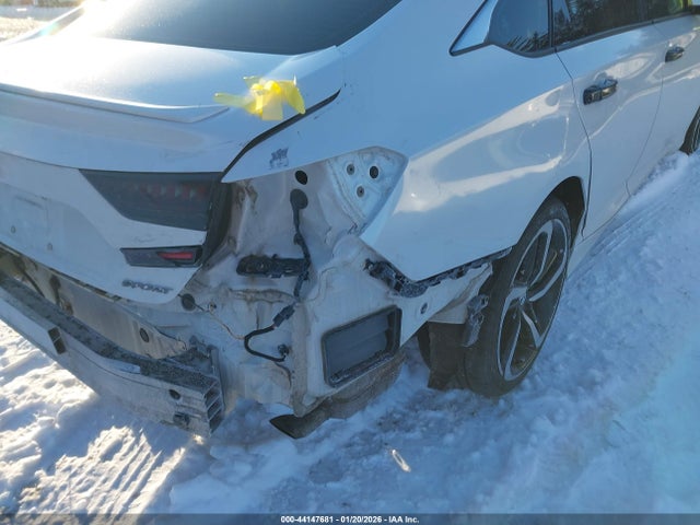 1HGCV1F30JA057706 Honda Accord Sport