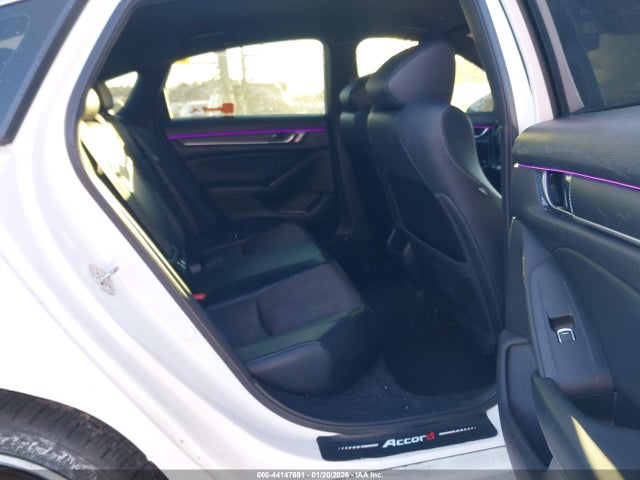 1HGCV1F30JA057706 Honda Accord Sport