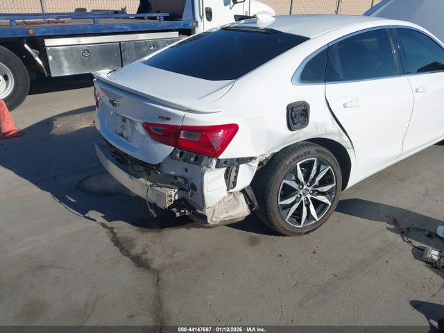 1G1ZG5ST2MF059828 Chevrolet Malibu Fwd Rs