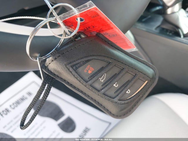 44147698 :رقم المزاد ، 58ADA1C17SU072855 vin ، 2025 Lexus Es 300h مزاد بيع