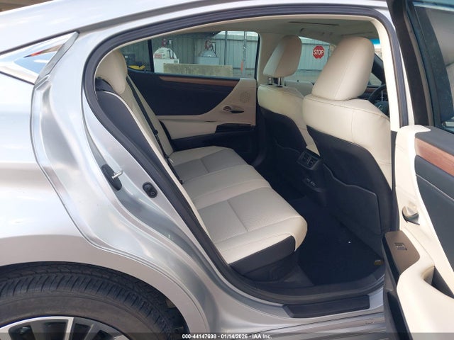 44147698 :رقم المزاد ، 58ADA1C17SU072855 vin ، 2025 Lexus Es 300h مزاد بيع