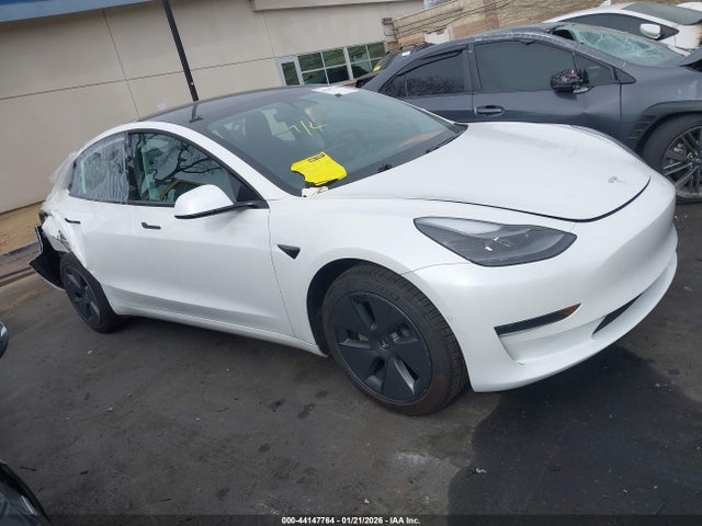Tesla Model 3 Standard Range Plus Rear-wheel Drive 2021 5YJ3E1EA7MF066395 Image 14