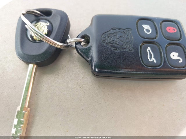 1999 JAGUAR XJ8 SAJHD1041XC875582 Photo 10