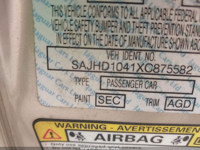 1999 JAGUAR XJ8 SAJHD1041XC875582 Photo 8