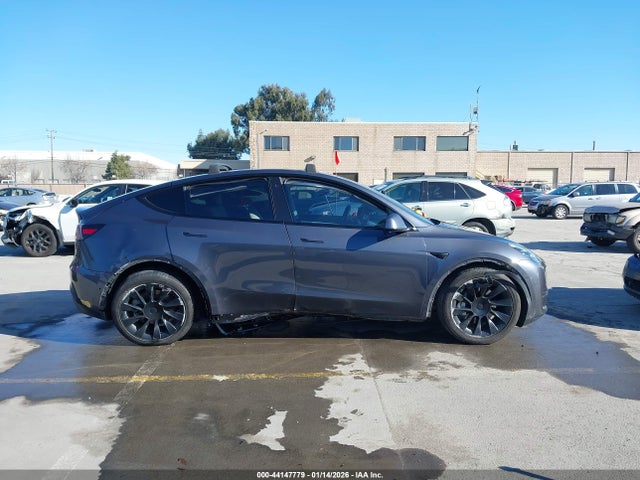 5YJYGAEE7MF294464 Tesla Model Y Long Range Dual Motor All-wheel Drive