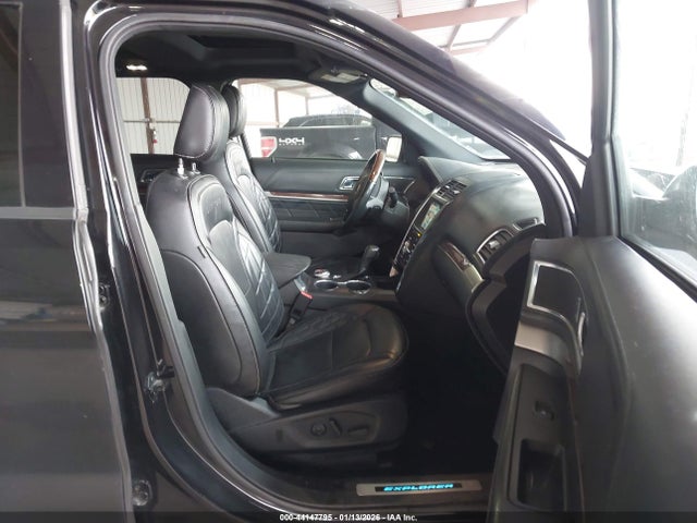 1FM5K8HT9KGA36224 Ford Explorer Platinum
