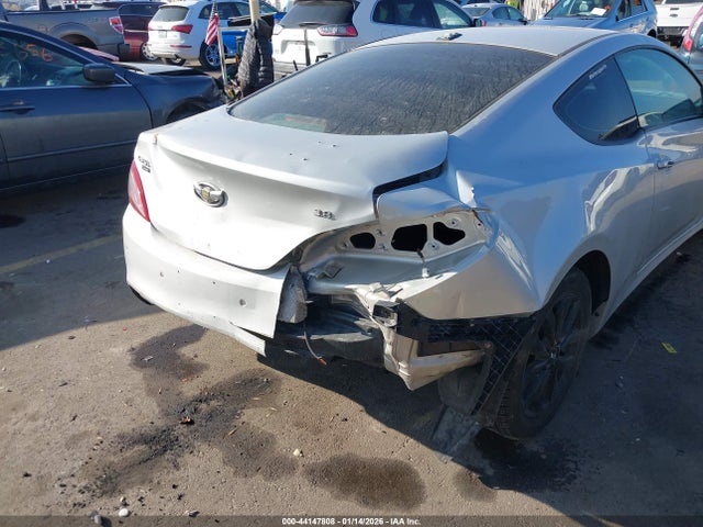 KMHHU6KJ4EU115048 Hyundai Genesis 3.8 Grand Touring