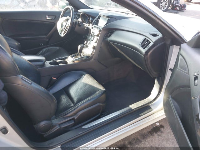 KMHHU6KJ4EU115048 Hyundai Genesis 3.8 Grand Touring