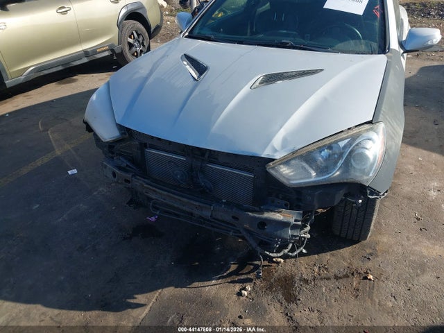 KMHHU6KJ4EU115048 Hyundai Genesis 3.8 Grand Touring