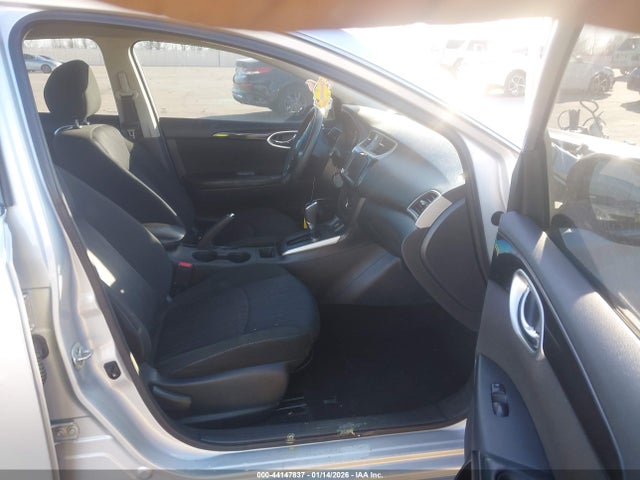 3N1AB7AP8KY282290 Nissan SENTRA SV