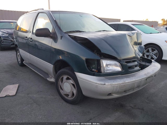Продаж на аукціоні авто 2000 Toyota Sienna Xle, vin: 4T3ZF13C1YU258410, номер лоту: 44147842
