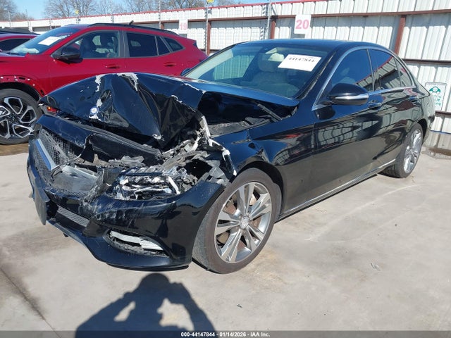 2015 Mercedes-benz C 300 მანქანა იყიდება აუქციონზე, vin: 55SWF4JB5FU083272, აუქციონის ნომერი: 44147844