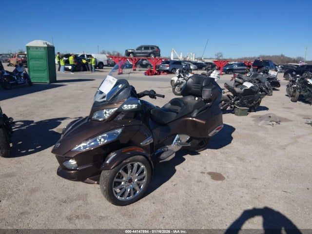 2013 CAN-AM SPYDER ROADSTER 2BXNBBC14DV003048 Photo 1