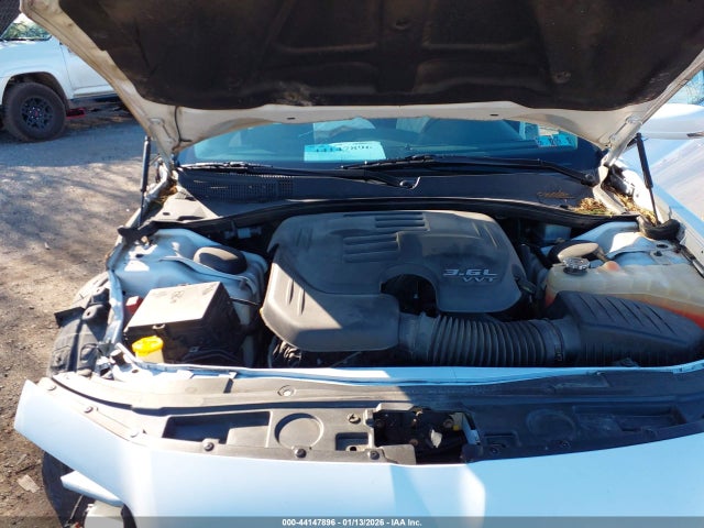Chrysler 300 Touring L Awd 2020 2C3CCARG0LH250174 Image 10