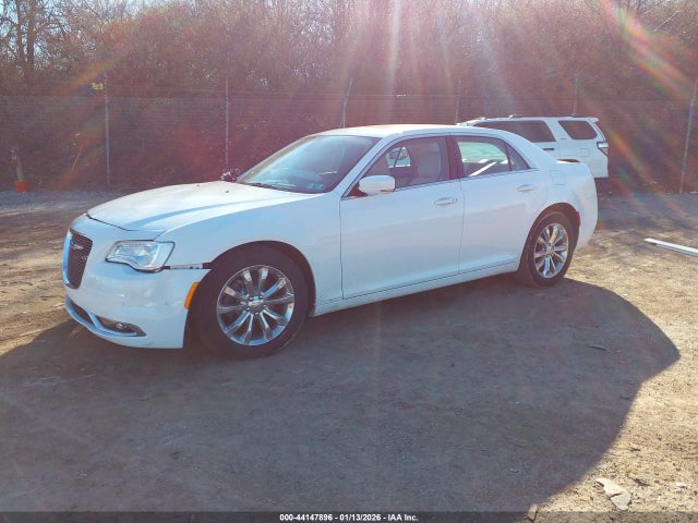 Chrysler 300 Touring L Awd 2020 2C3CCARG0LH250174 Image 2