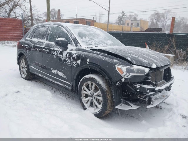 2023 AUDI Q3 WA1DECF38P1110721 Photo 0