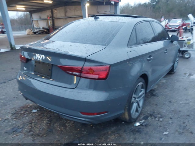 2020 AUDI A3 WAUAUGFF6LA095592 Photo 3