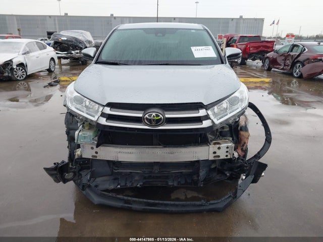 Toyota Highlander Le Plus 2017 5TDZZRFH8HS228349 Image 12