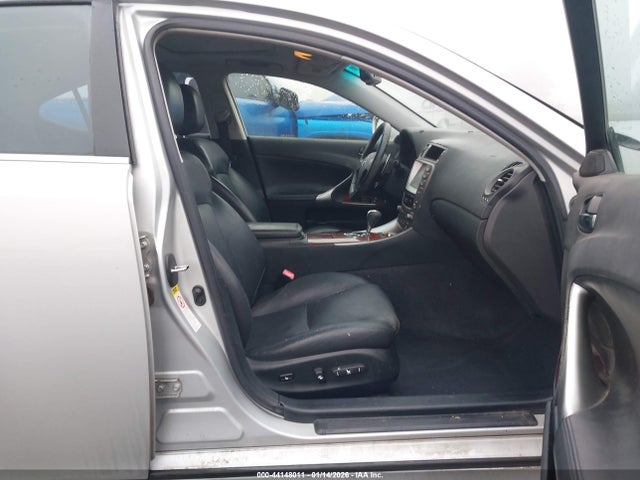 44148011 :رقم المزاد ، JTHBK262172048840 vin ، 2007 Lexus Is 250 مزاد بيع