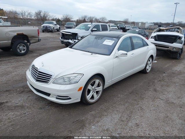 2010 MERCEDES-BENZ S 550 WDDNG8GB6AA333120 Photo 1