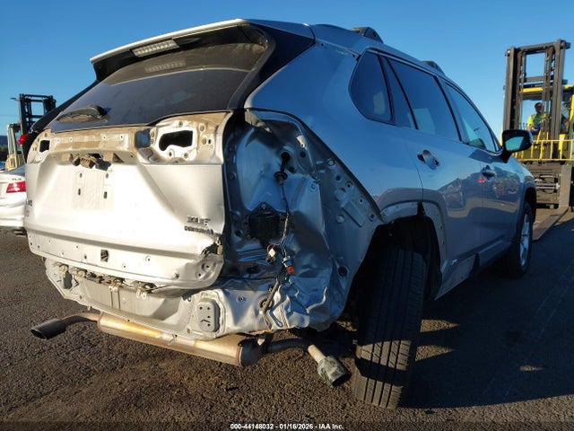 2T3RWRFV3MW125539 Toyota Rav4 Hybrid Xle