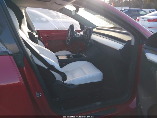 2023 TESLA MODEL Y 7SAYGDEE5PF610596 Photo 4