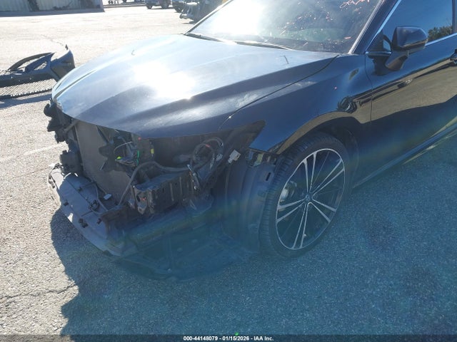 4T1B11HKXKU262262 Toyota CAMRY SE