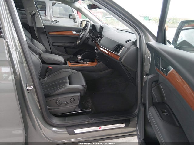 2023 AUDI Q5 WA1EAAFY7P2148645 Photo 4