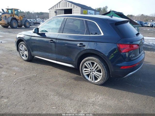 2018 AUDI Q5 WA1BNAFY3J2135647 Photo 2