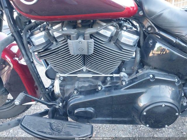 1HD1YAJ29KB064899 Harley-Davidson FLHC